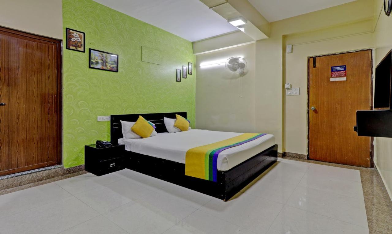 Hotel Itsy By Treebo - Palm Emirates à Bangalore Extérieur photo