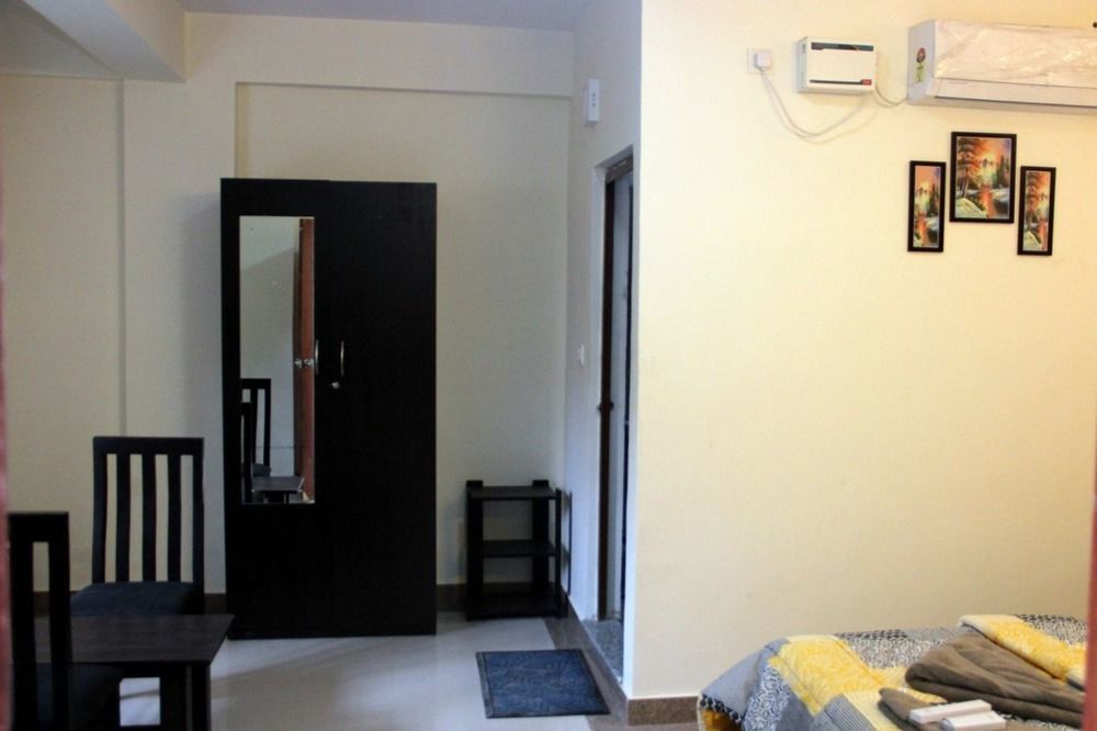 Hotel Itsy By Treebo - Palm Emirates à Bangalore Extérieur photo